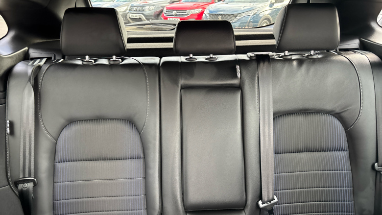 Nissan Qashqai 1.3 DiG-T MH 158 Tekna 5dr Xtronic Petrol Hatchback